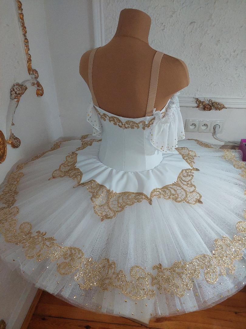 Grand Pas Classique Solo