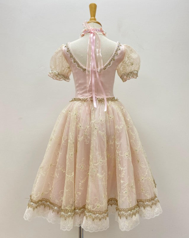 Victorian Clara