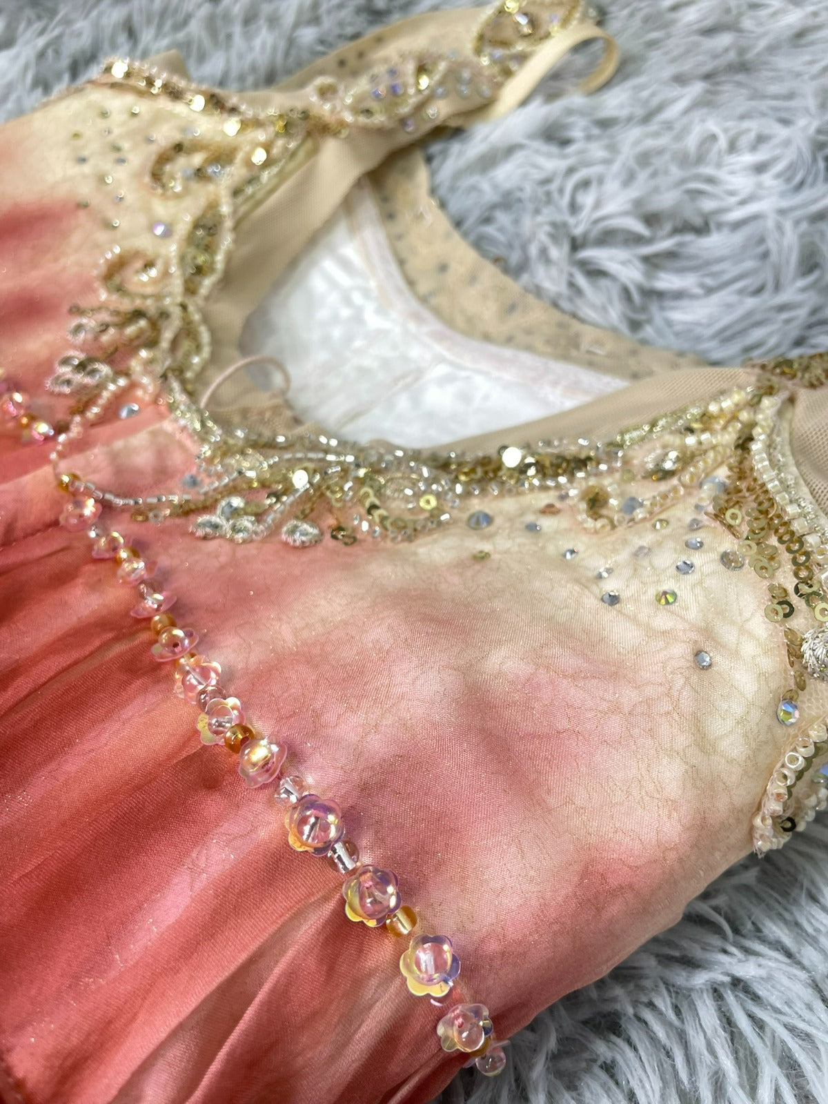La Bayadere Dance with Scarves
