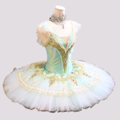 Queen of the Dyads Variation - Giselle Tutus